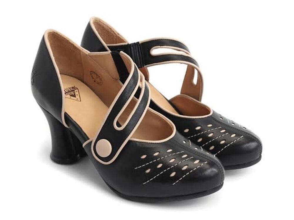 John Fluevog Black Tan Allure Asymmetrical Mary Jane Heels Womens 7 Corpcore